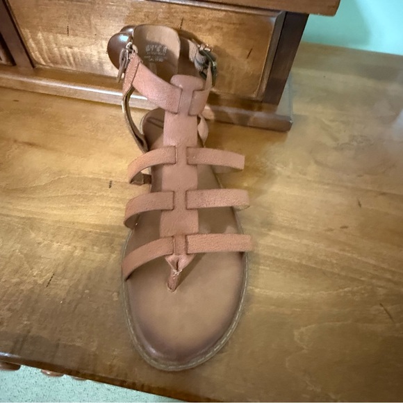 Zodiac brown Leather Sandals size 6 shoes - Picture 5 of 12